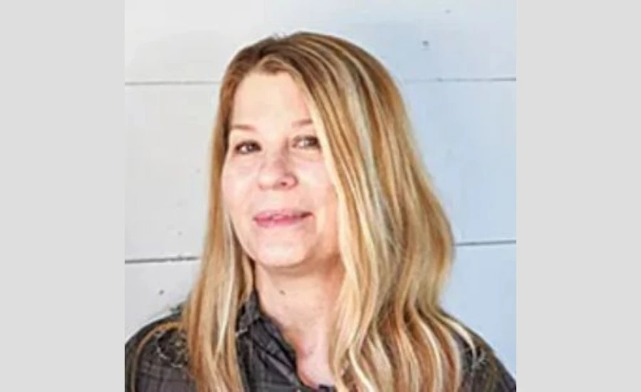 Melanie Lynn Clapp